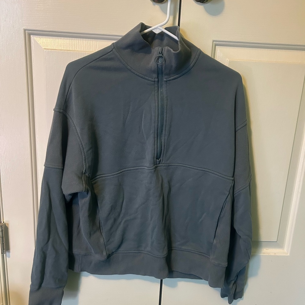 Vuori Women's Dusty Green Half-Zip Sweatshirt